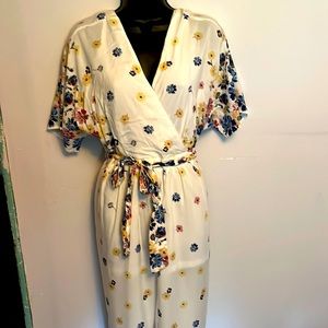 Available by Angela Floral Jumpsuit/Pantsuit